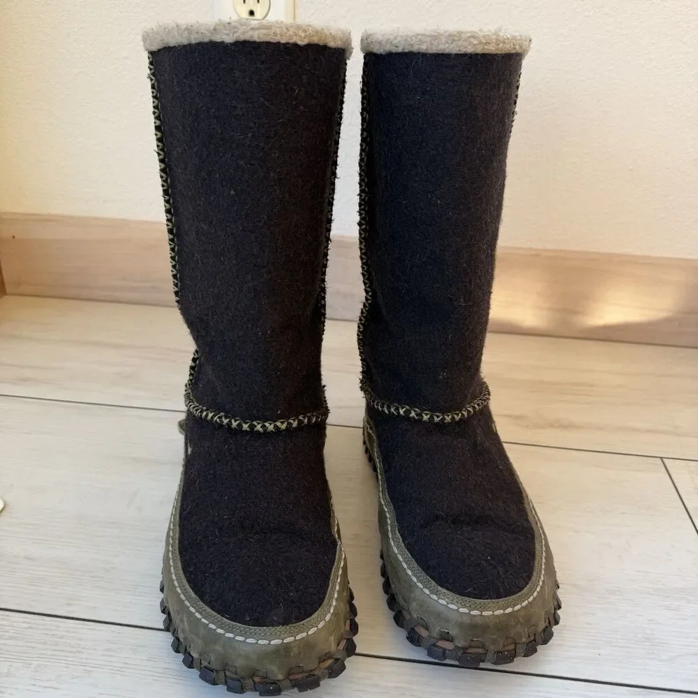 Nike ACG 2008 Womens Lined Winter Boots Valenka Wool Size 7 Brown 329979-021